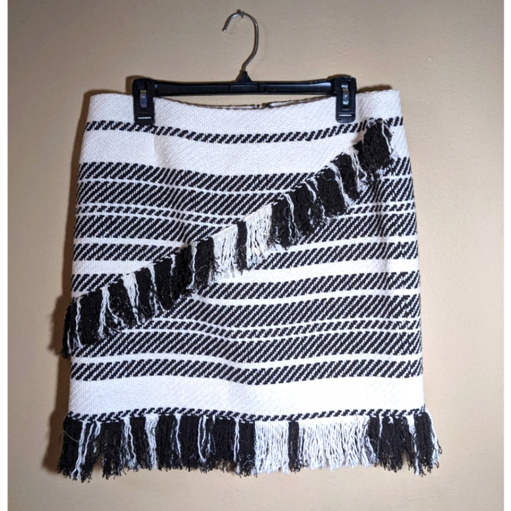 WORTH skirt